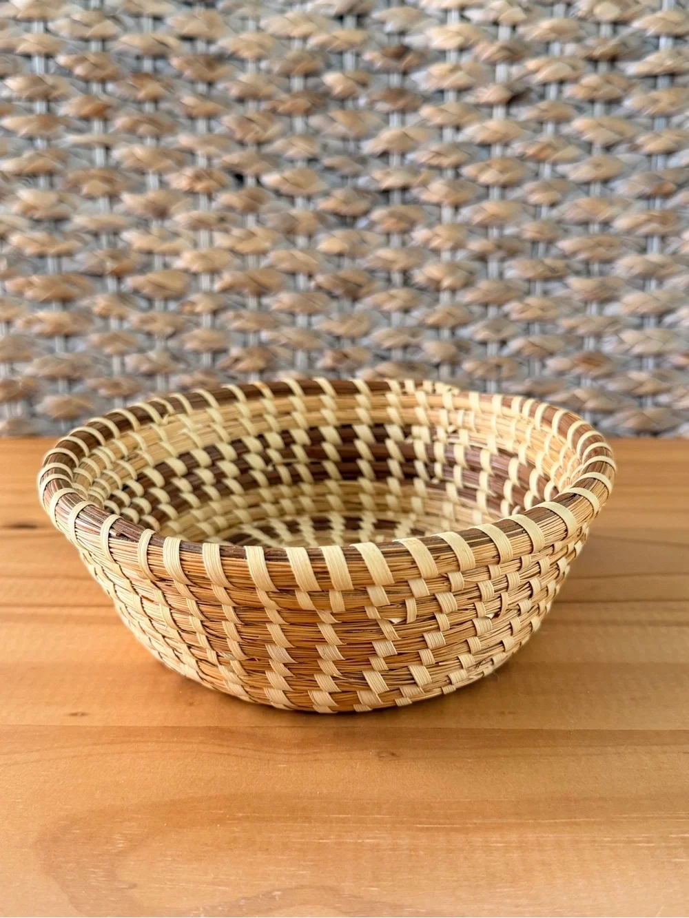 Sweet Grass Basket Charleston South Carolina Pine Needle Knots Tight Weaving 7”